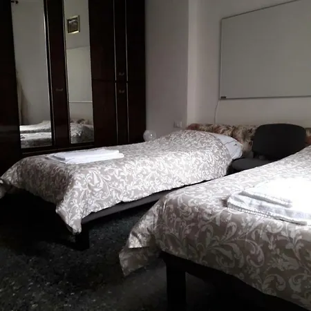 Isola Bi Oda ve Kahvaltı